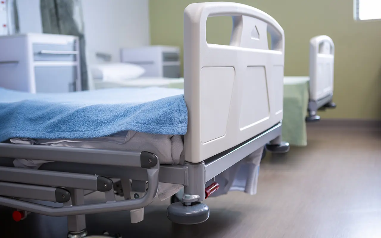 他院で入れたプレート除去をご検討の方へ